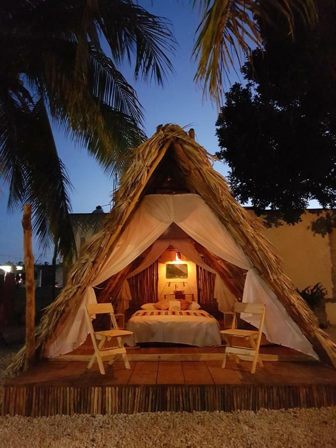 El Buho Bacalar Eco-Cabanas Hostal Buitenkant foto